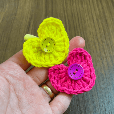 Crochet Heart Hair Clip Pattern Easy DIY Hair Accessory Tutorial - Hand Trendy