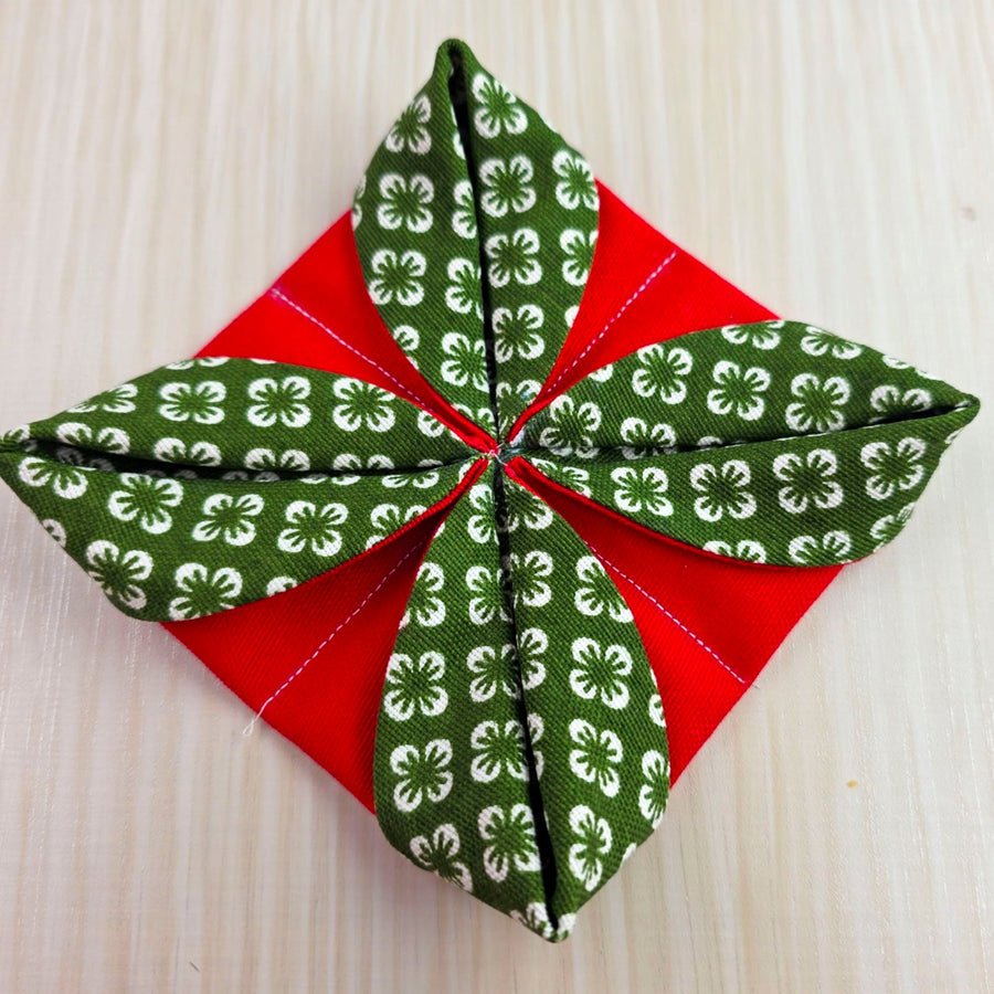 The Christmas fabric coaster sewing pattern my friends begged for