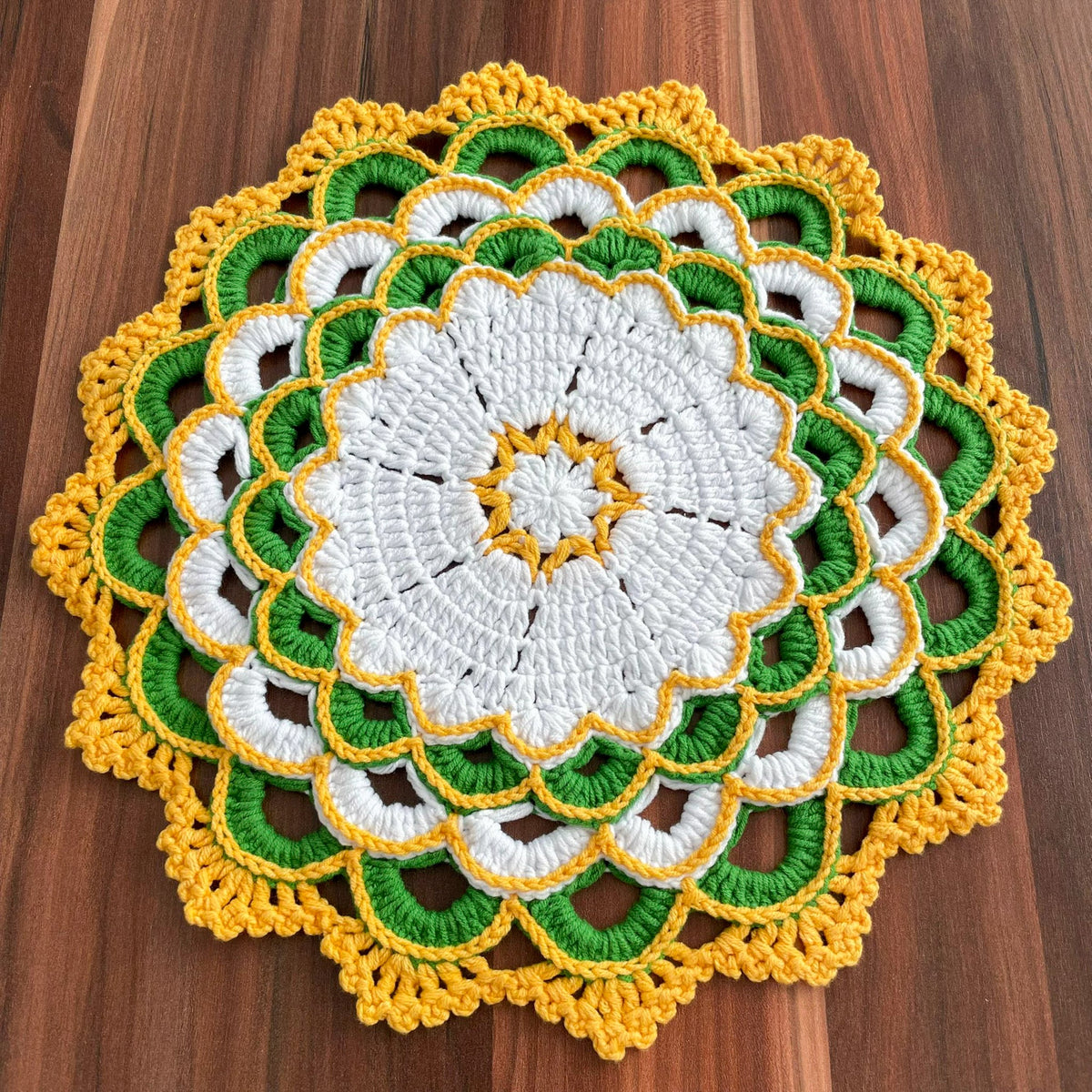 The crochet doily pattern that turned my vintage table into a showstopper