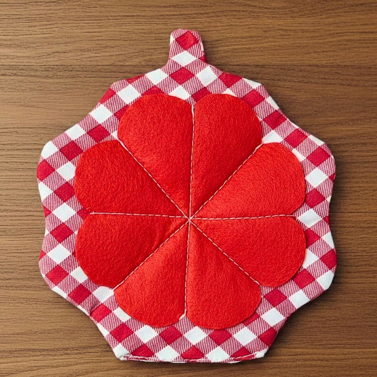 The needle case sewing pattern that finally solved my messy threads