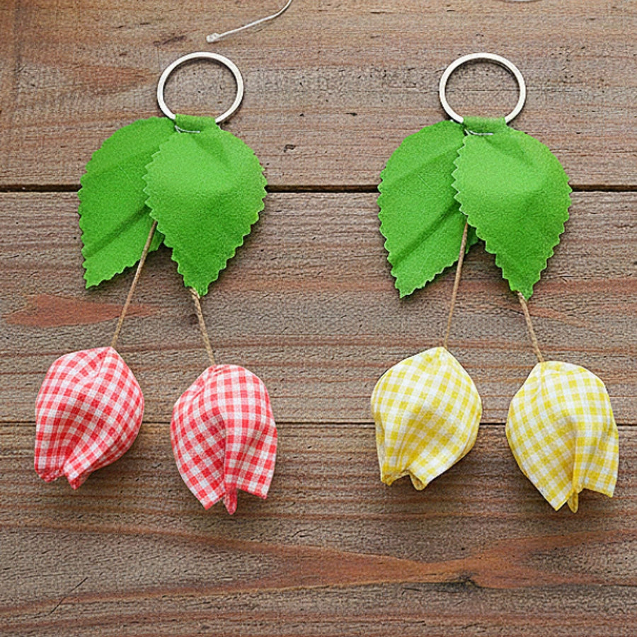 The fabric tulip hanging pattern that turned my sewing kit into art