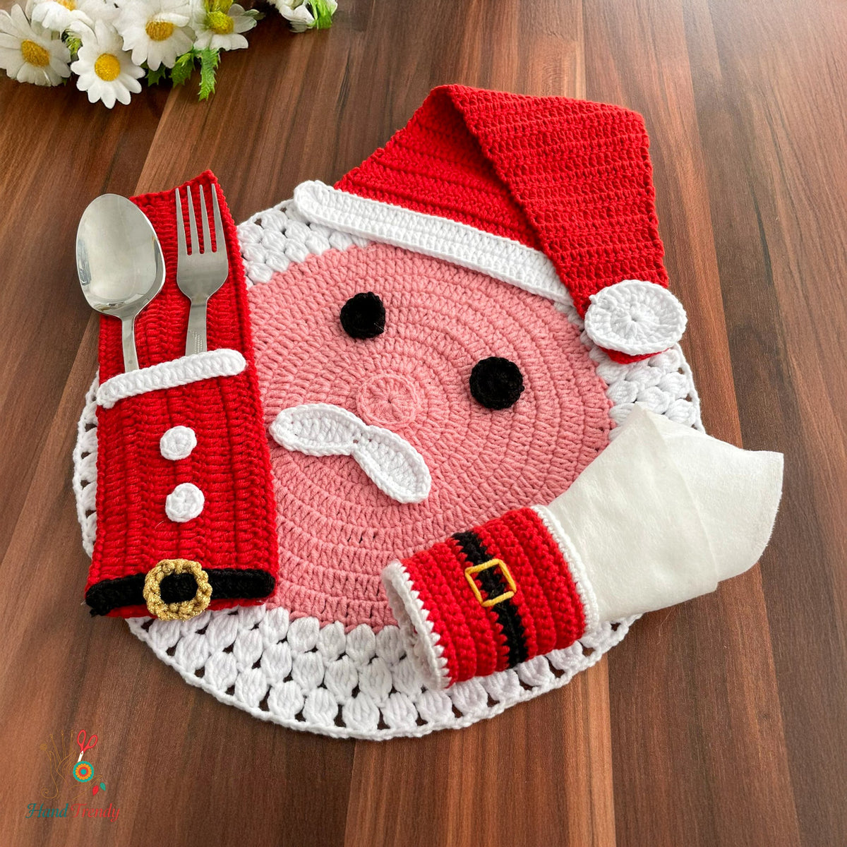 The Christmas crochet table set pattern my guests beg me for - Hand Trendy