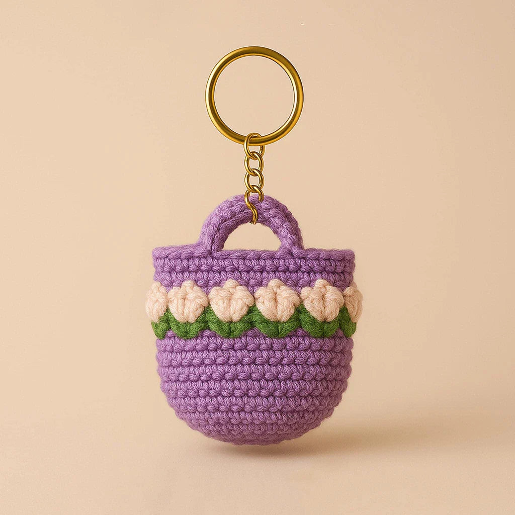 Bloom on the Go – Mini Floral Bag Keychain You’ll Adore 🌸👜