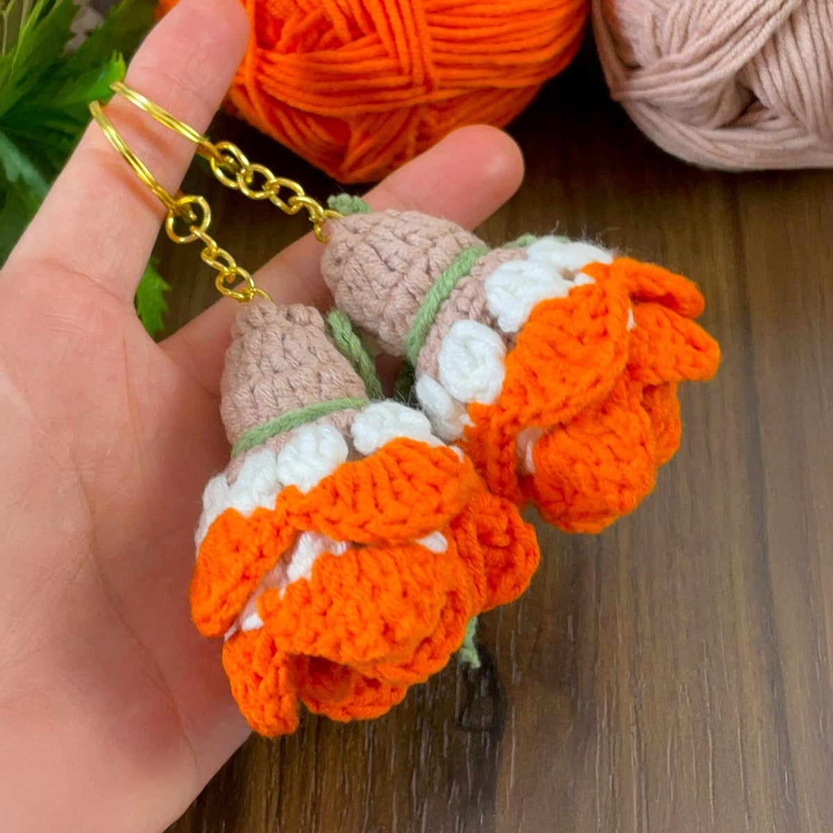 3D Crochet Rose Keychain Pattern PDF - Handmade Floral Bag Charm - Hand Trendy