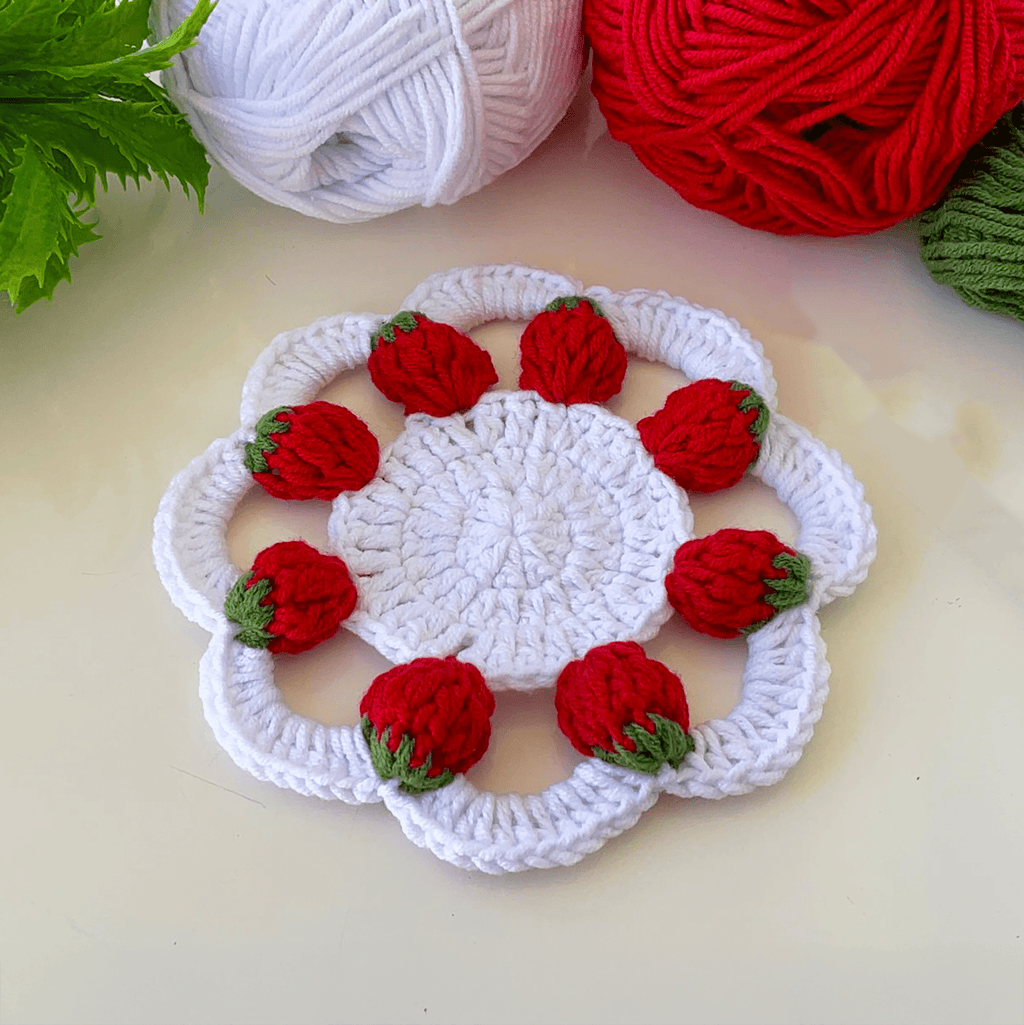 3D Strawberry Crochet Doily Pattern PDF, Unique Fruit - Themed Table Decor - Hand Trendy