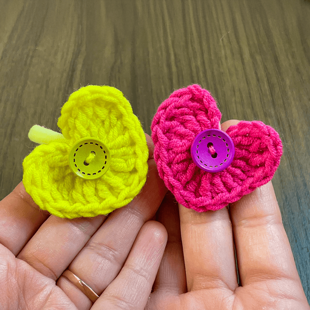 Crochet Heart Hair Clip Pattern PDF, DIY Crochet Hair Accessory Tutorial - Hand Trendy