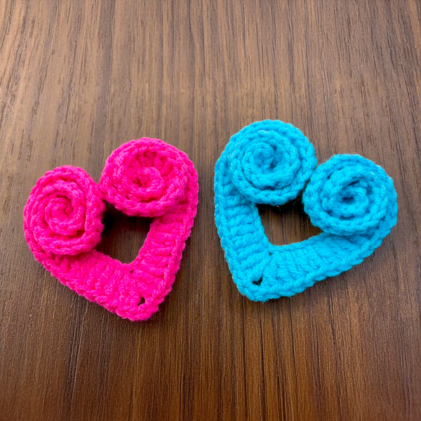 Crochet Spiral Heart Pattern PDF, Unique Swirl Heart Applique Tutorial