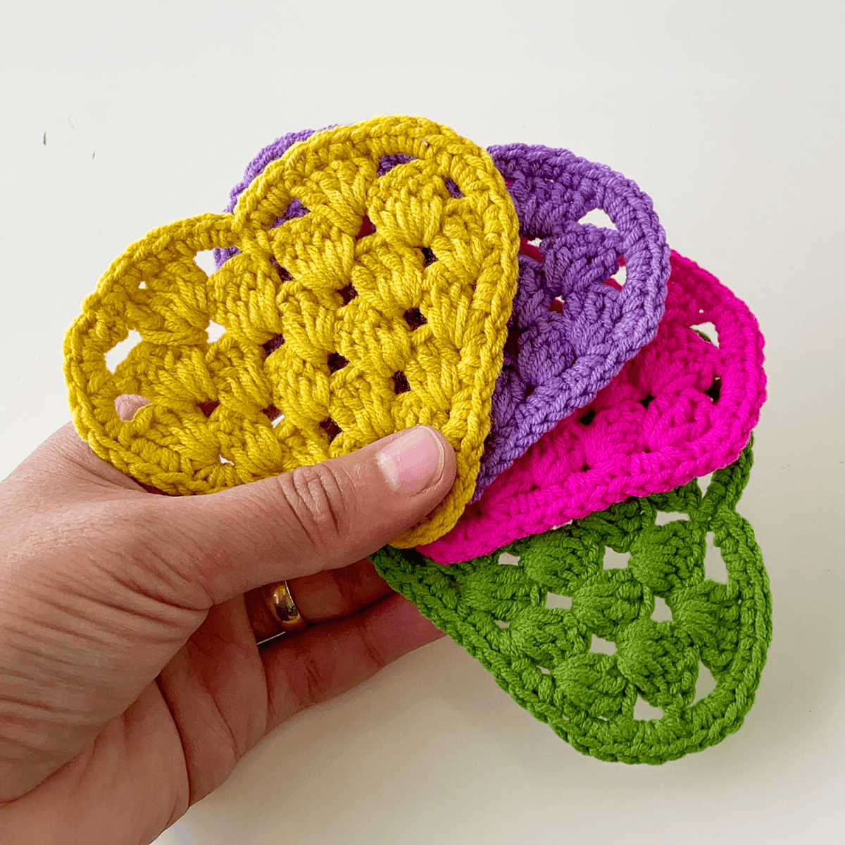 Crochet Granny Heart Pattern PDF, Easy Crochet Heart Motif Tutorial - Hand Trendy
