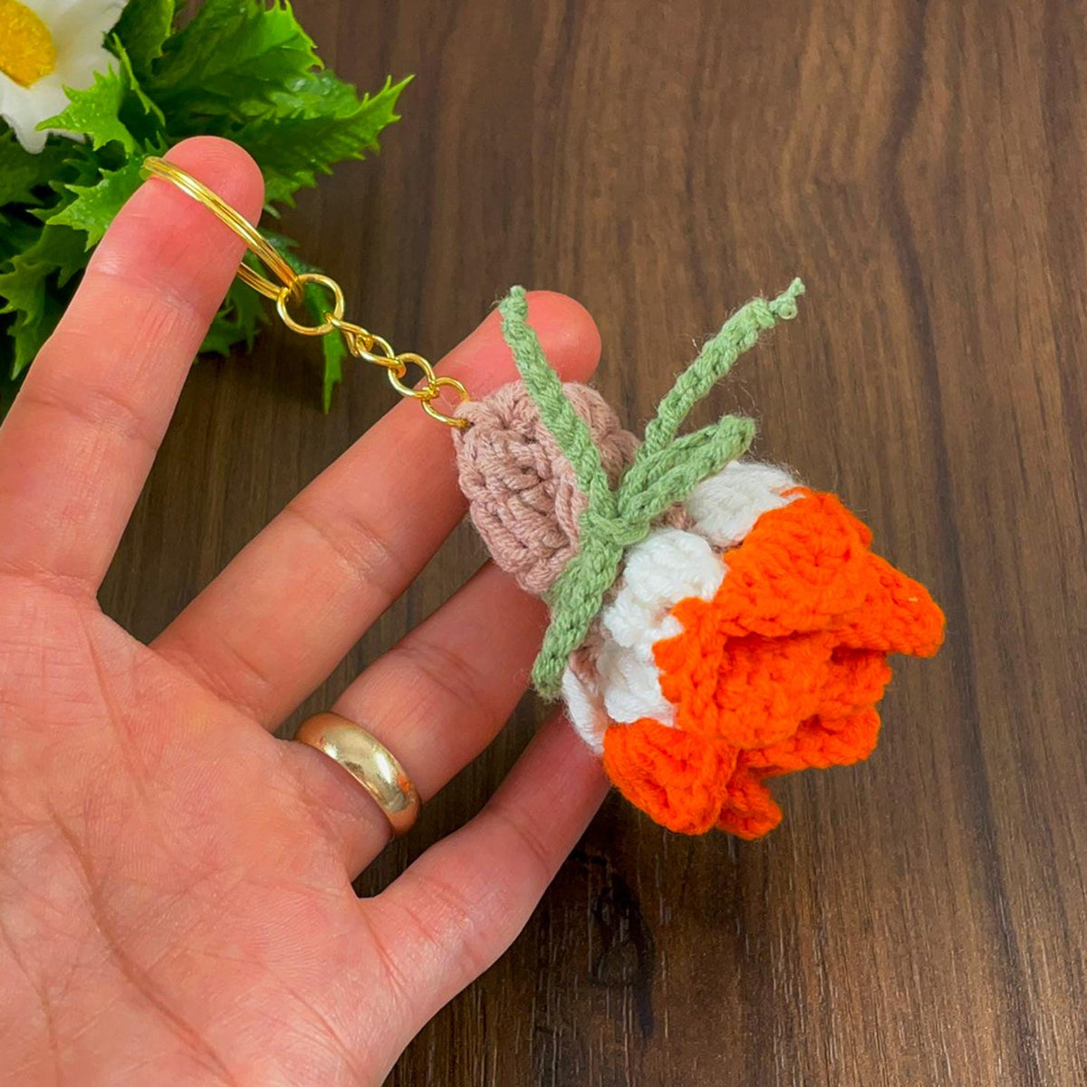 3D Crochet Rose Keychain Pattern PDF - Handmade Floral Bag Charm - Hand Trendy