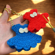 Mini Crochet Dress Keychain Pattern PDF – Cute Amigurumi Bag Charm