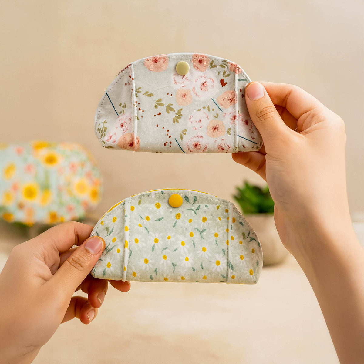Printable Mini Wallet Sewing Pattern PDF – Small Zipper Pouch Pattern for Coin Purse - Hand Trendy