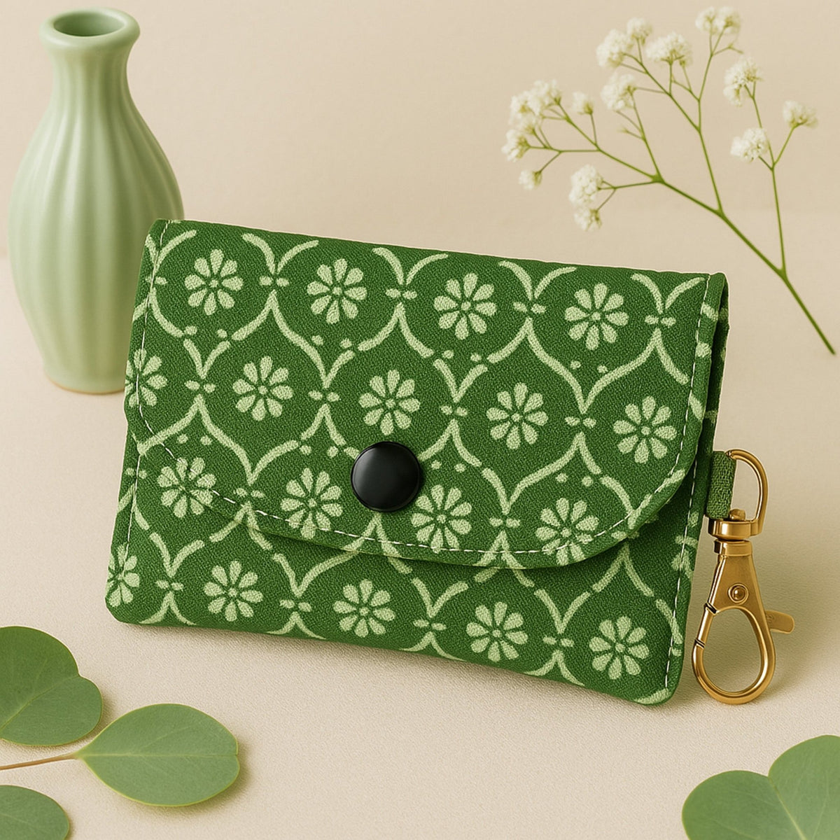PDF Sewing Pattern for Small Fabric Card Holder Wallet with Keychain - Hand Trendy