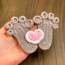 Crochet Baby Feet Applique Pattern PDF, DIY Newborn Footprint Motif - Hand Trendy