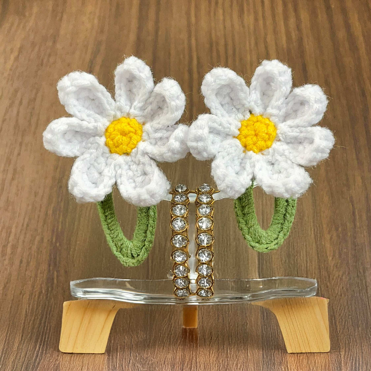 Crochet Daisy Hair Clip PDF Pattern for Handmade Flower Hair Accessory Design - Hand Trendy