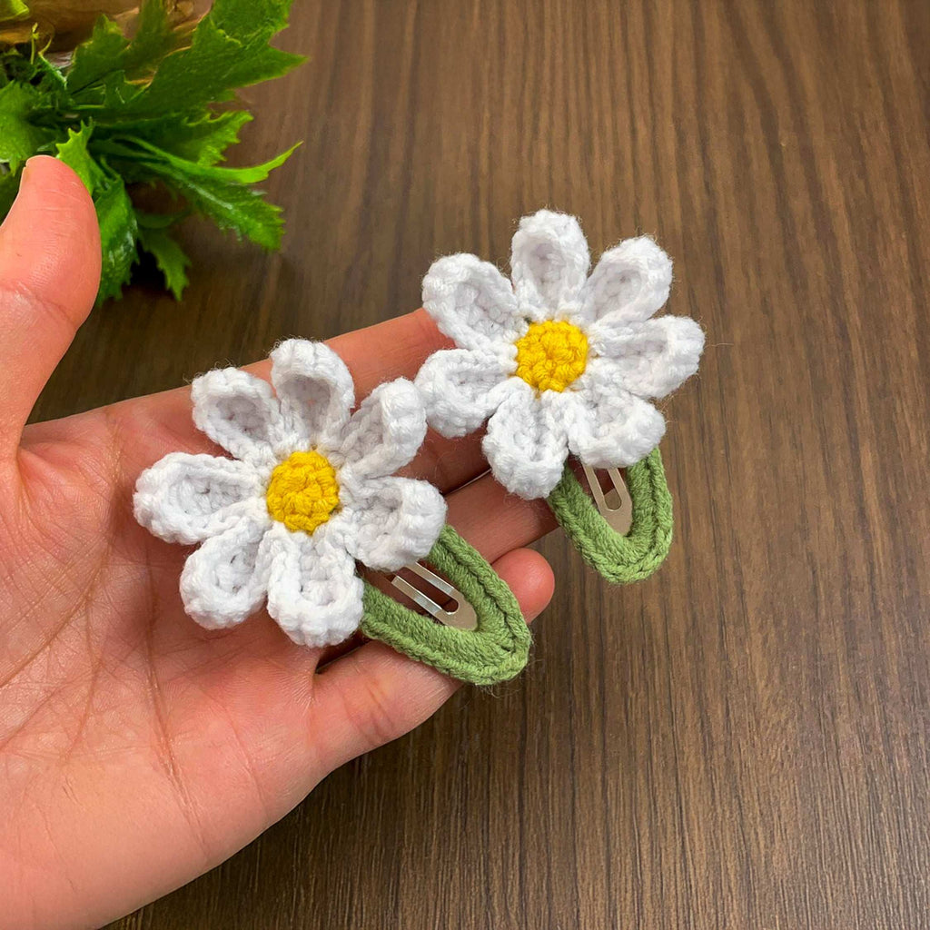 Crochet Daisy Hair Clip PDF Pattern for Handmade Flower Hair Accessory Design - Hand Trendy