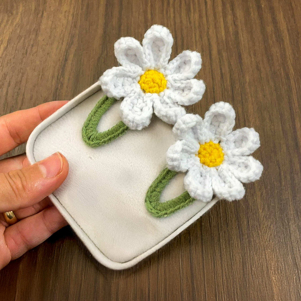 Crochet Daisy Hair Clip PDF Pattern for Handmade Flower Hair Accessory Design - Hand Trendy