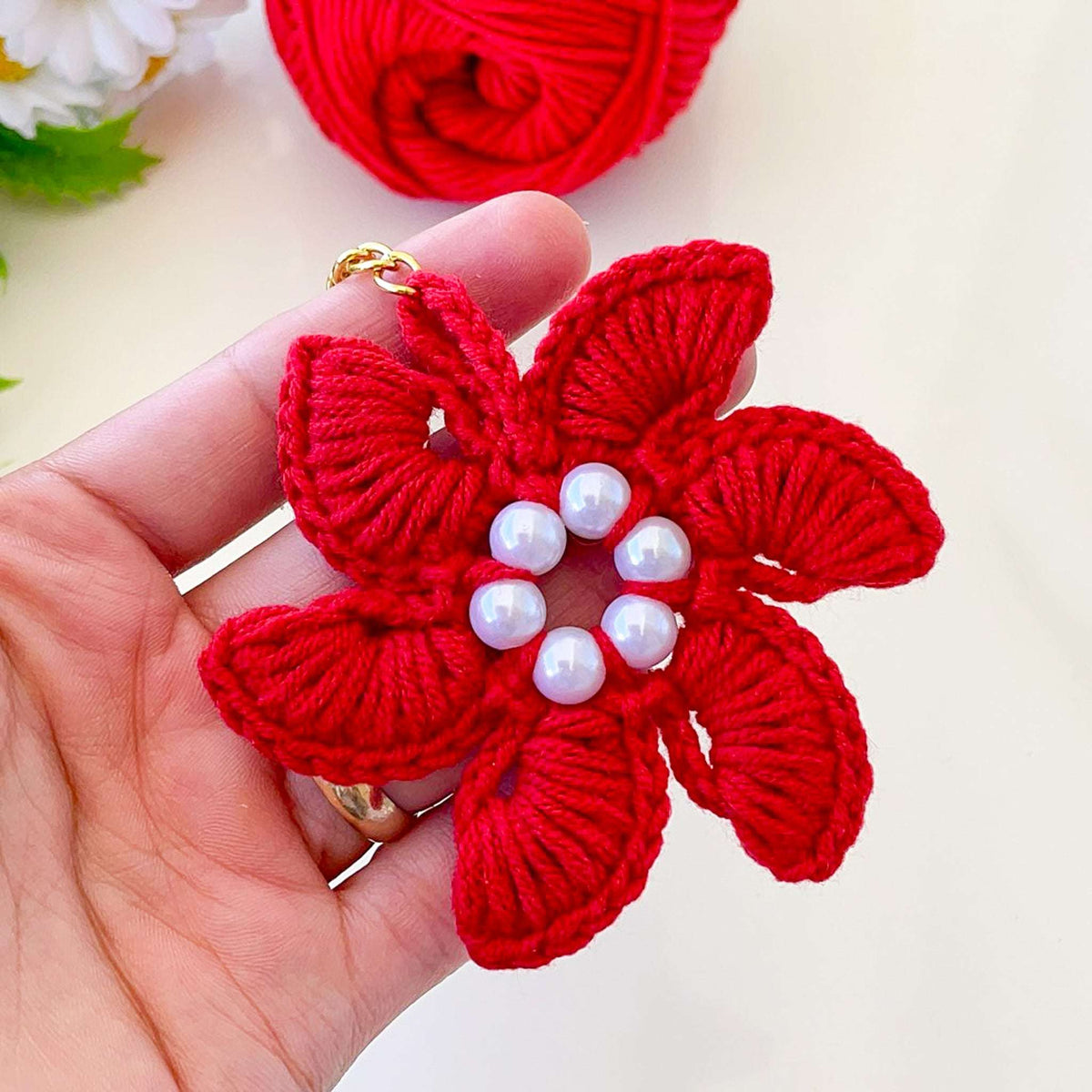 Crochet Star Flower Keychain Pattern PDF, 3D Floral Charm Tutorial, DIY Elegant Bag Accessory - Hand Trendy