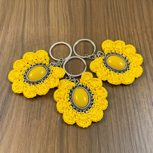 Crochet Sunflower Medallion Keychain Pattern PDF, Vintage Floral Pendant Tutorial - Hand Trendy
