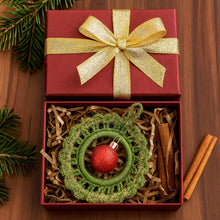 Crochet Xmas Wreath PDF Pattern, Festive DIY Holiday Wreath Tutorial
