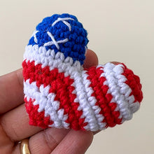 Crochet American Flag Heart Pattern PDF, Patriotic USA Keychain Design, Fourth Of July Ornament