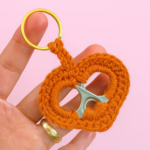 Crochet Can Tab Heart Keychain Pattern, Soda Pop Tab Crochet Design, Pull Tab Heart Keyring Tutorial