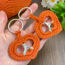 Crochet Can Tab Heart Keychain Pattern, Soda Pop Tab Crochet Design, Pull Tab Heart Keyring Tutorial