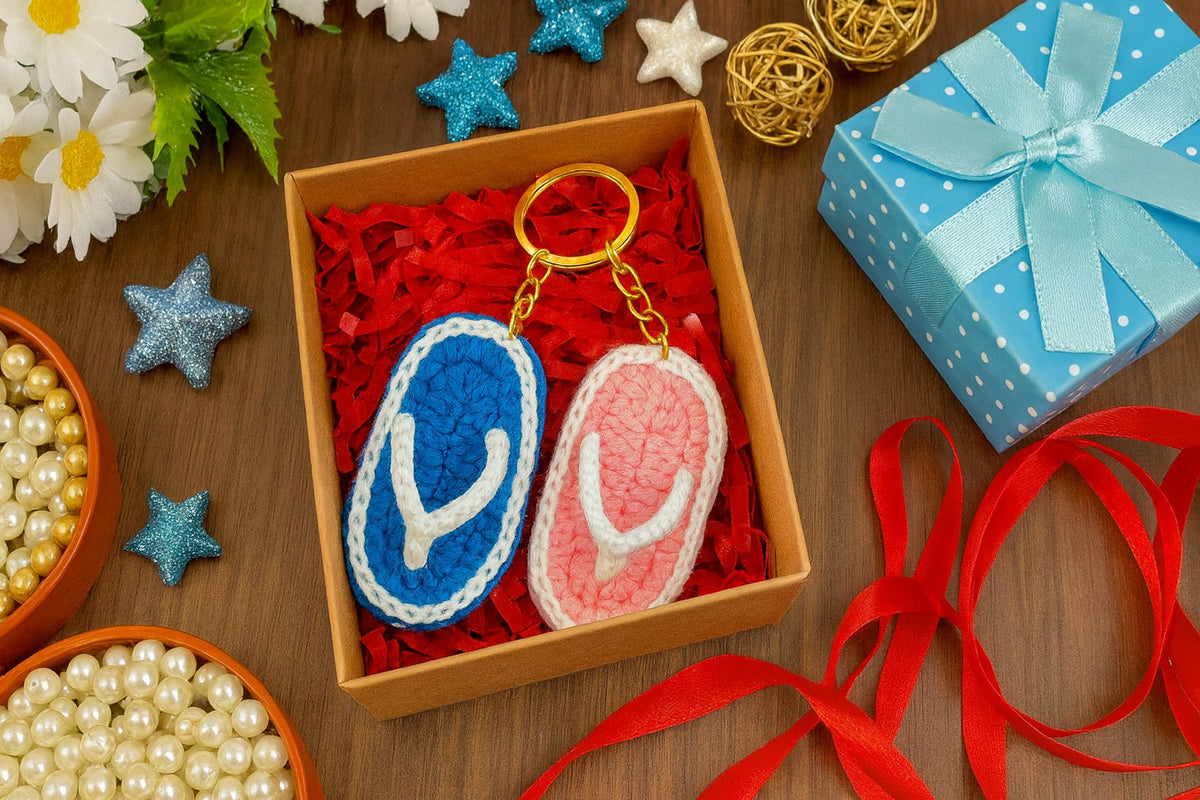 Crochet Flip Flop Keychain Pattern PDF, Mini Sandal Charm Tutorial, Summer Bag Accessory