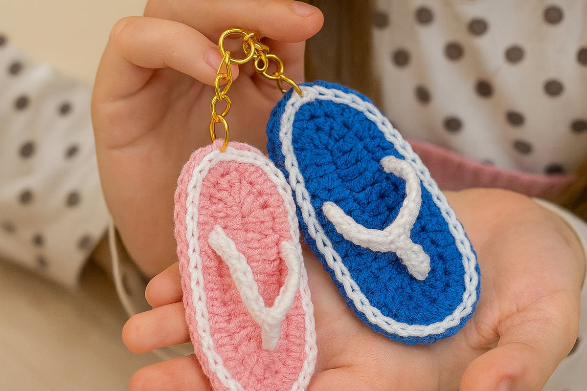 Crochet Flip Flop Keychain Pattern PDF, Mini Sandal Charm Tutorial, Summer Bag Accessory