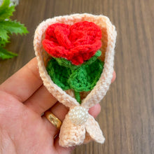 Crochet Rose Bouquet Pattern PDF with Mini Flower Gift Wrap Design for Valentine