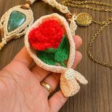 Crochet Rose Bouquet Pattern PDF with Mini Flower Gift Wrap Design for Valentine