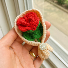 Crochet Rose Bouquet Pattern PDF with Mini Flower Gift Wrap Design for Valentine