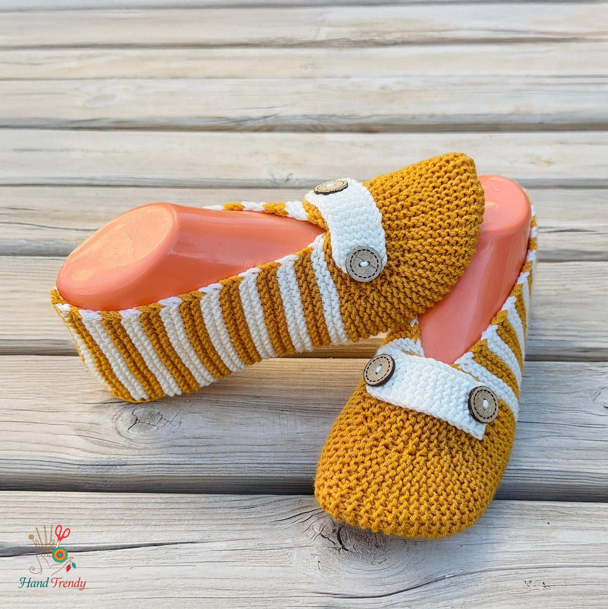 Knit Slipper Pattern PDF – Easy House Slippers for Women - Hand Trendy