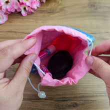 Round Drawstring Pouch Sewing Pattern – Floral Cosmetic Bag PDF Tutorial - Hand Trendy