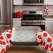 Strawberry Oven Mitt Sewing Pattern – Quilted Kitchen Glove PDF Tutorial - Hand Trendy