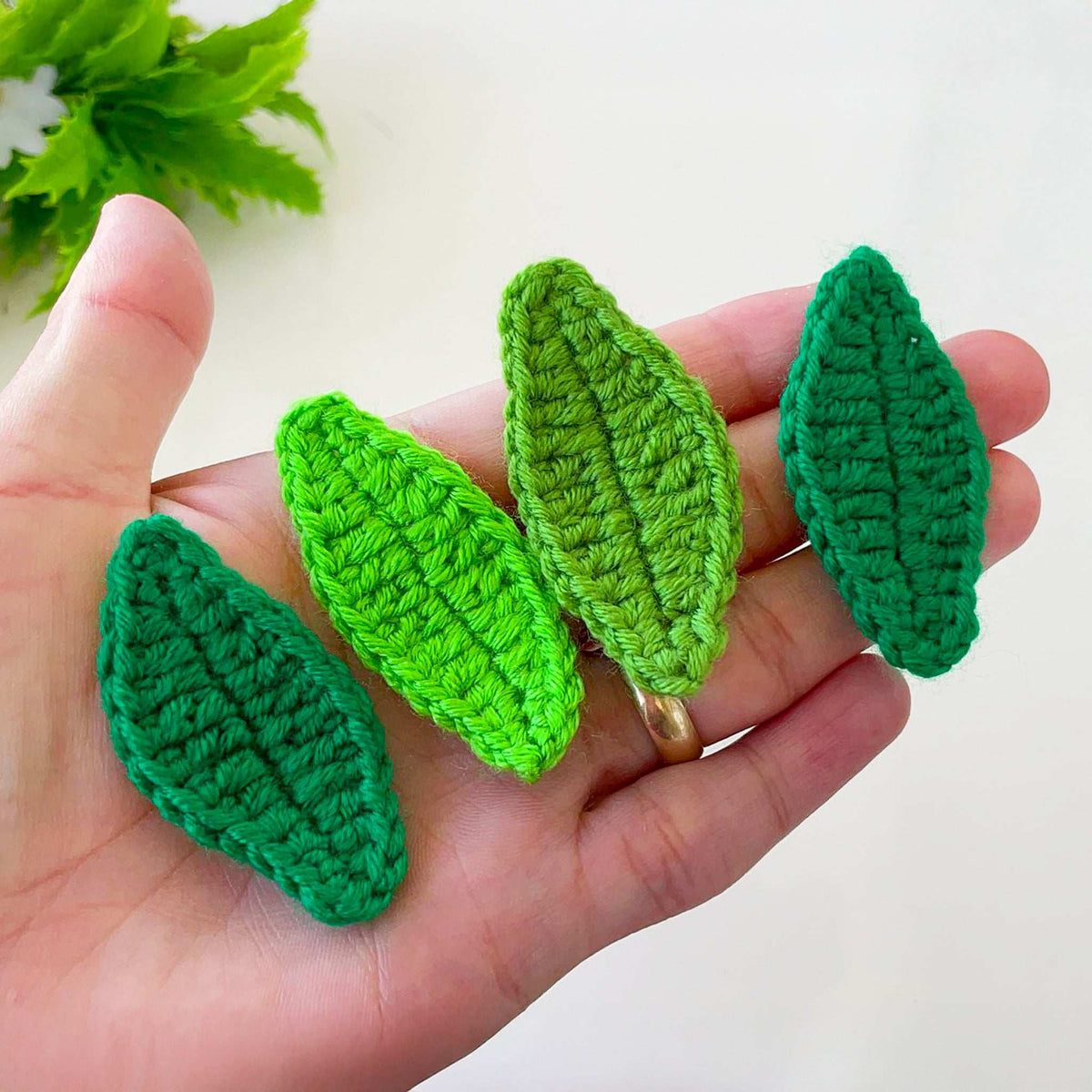 Textured Crochet Leaf Pattern PDF, 3D Botanical Applique Tutorial - Hand Trendy