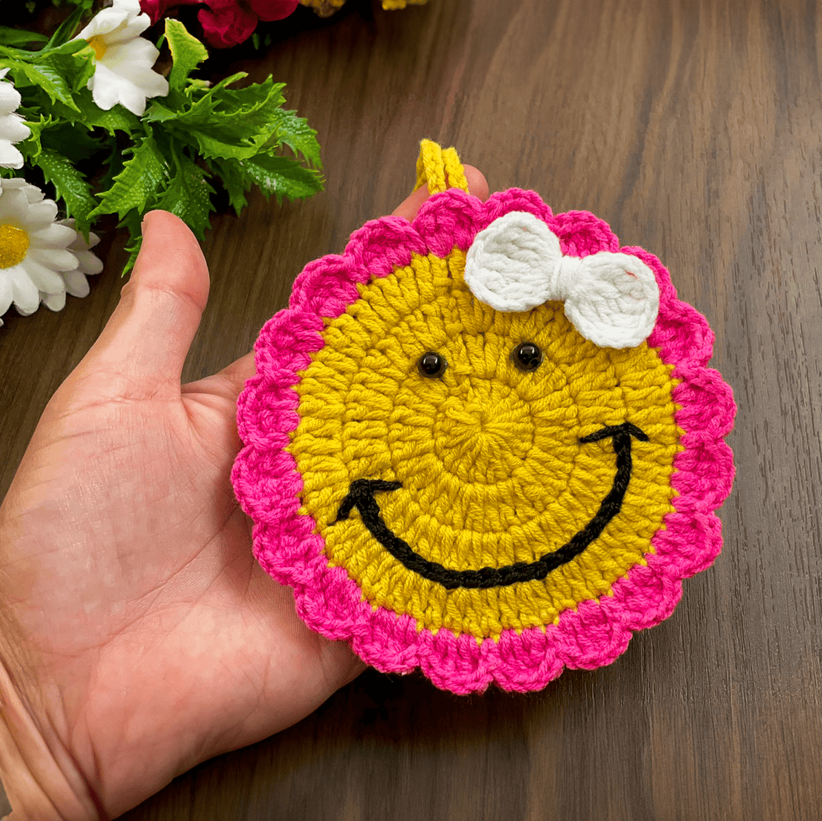 Crochet Smiley Face Ornament Pattern PDF, Cute Happy Face Wall Hanging - Hand Trendy