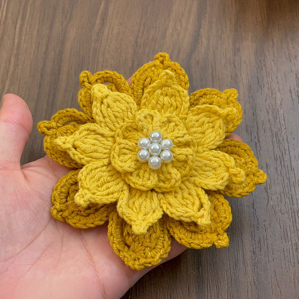 Crochet Lotus Flower Pattern PDF – 3D Layered Floral Appliqué Tutorial – Handmade Crochet Brooch or Hair Accessory - Hand Trendy