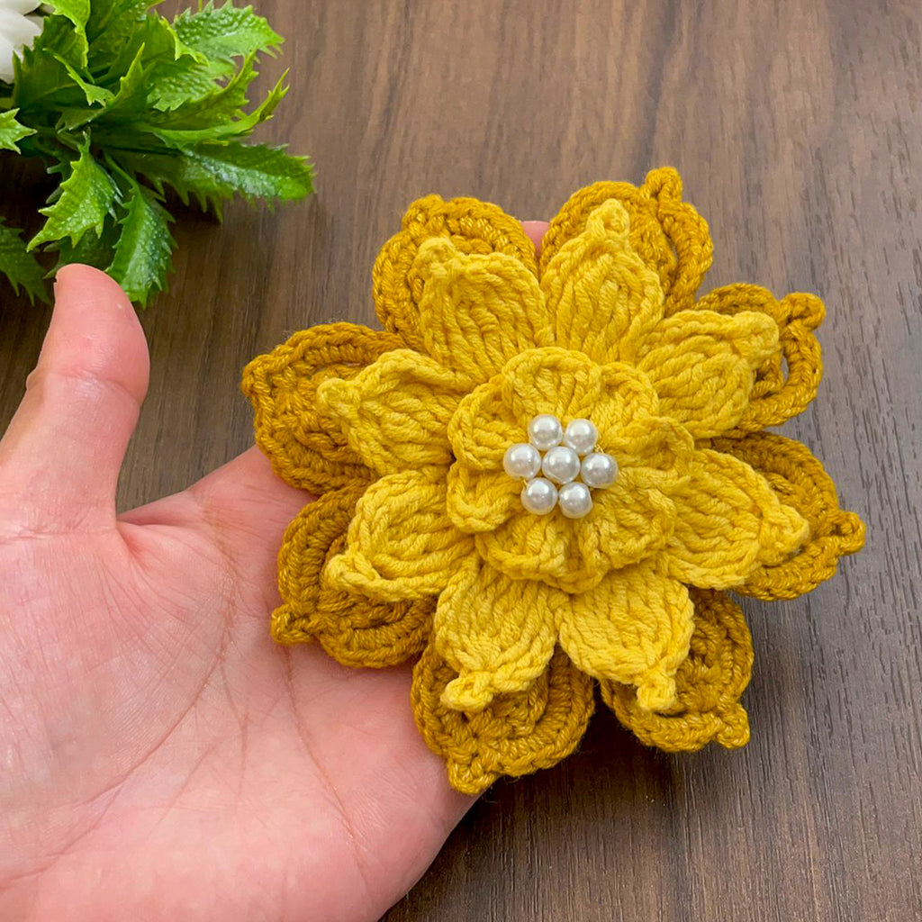 Crochet Lotus Flower Pattern PDF – 3D Layered Floral Appliqué Tutorial – Handmade Crochet Brooch or Hair Accessory - Hand Trendy