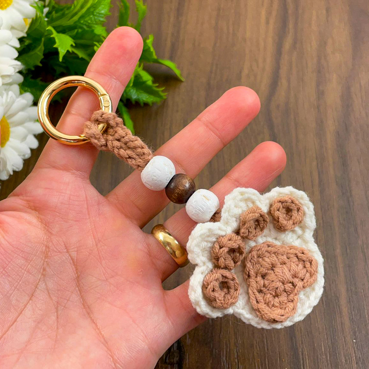 Crochet Paw Keychain Pattern PDF, DIY Pet Lover Gift Tutorial, Easy Crochet Paw Applique - Hand Trendy