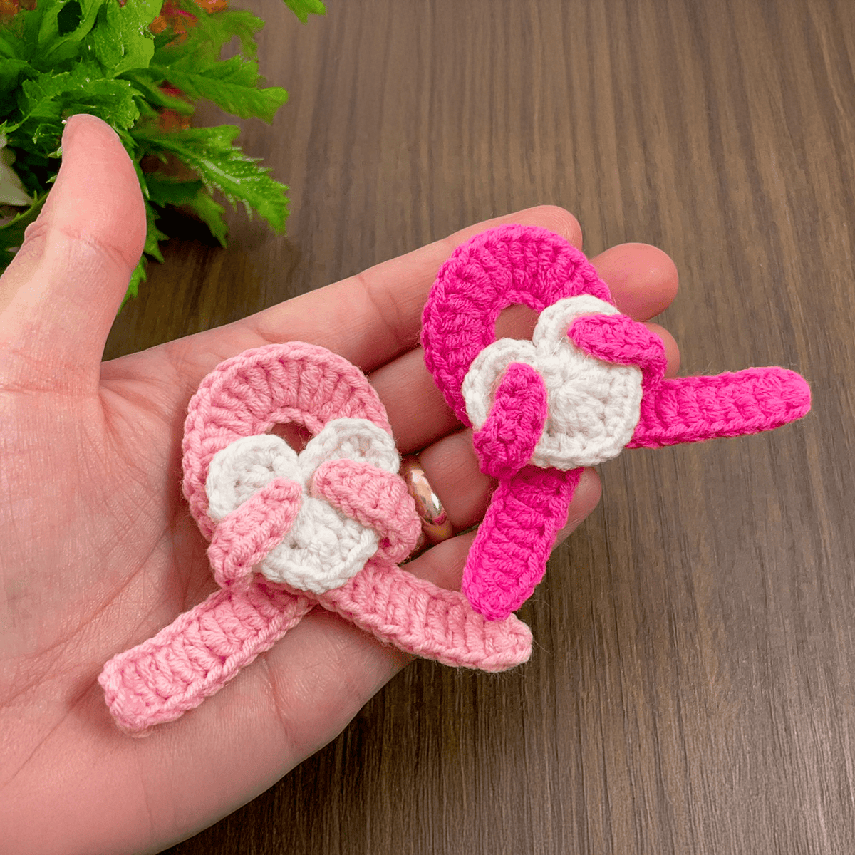 Crochet Awareness Ribbon Pattern PDF, Pink Ribbon with Heart, Breast Cancer Support DIY - Hand Trendy