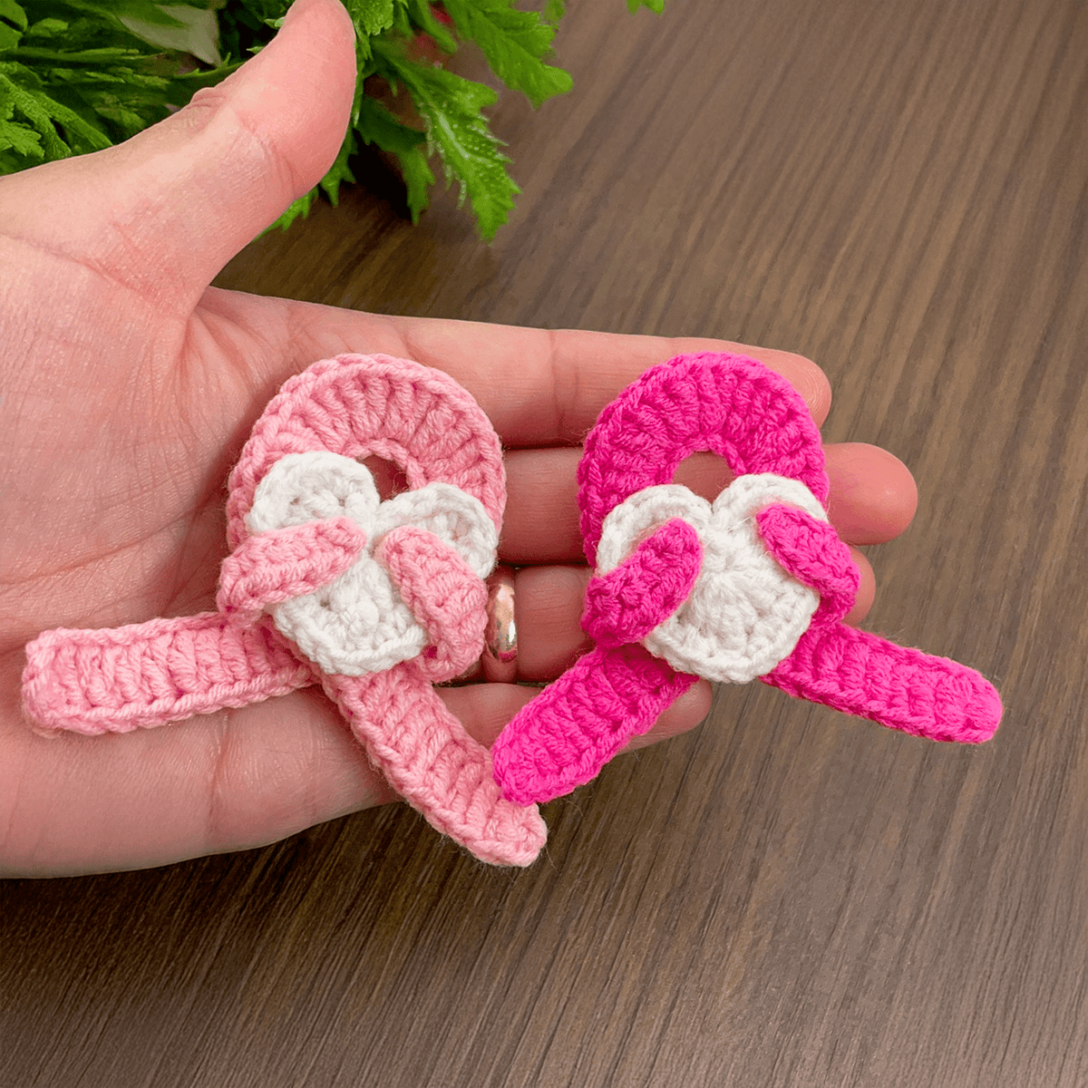 Crochet Awareness Ribbon Pattern PDF, Pink Ribbon with Heart, Breast Cancer Support DIY - Hand Trendy