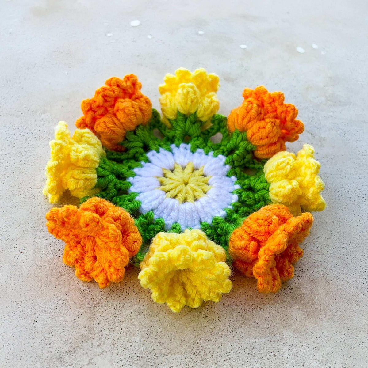 Tulip Coaster Crochet Pattern – Colorful Flower Doily PDF - Spring Floral Table Decor - Hand Trendy