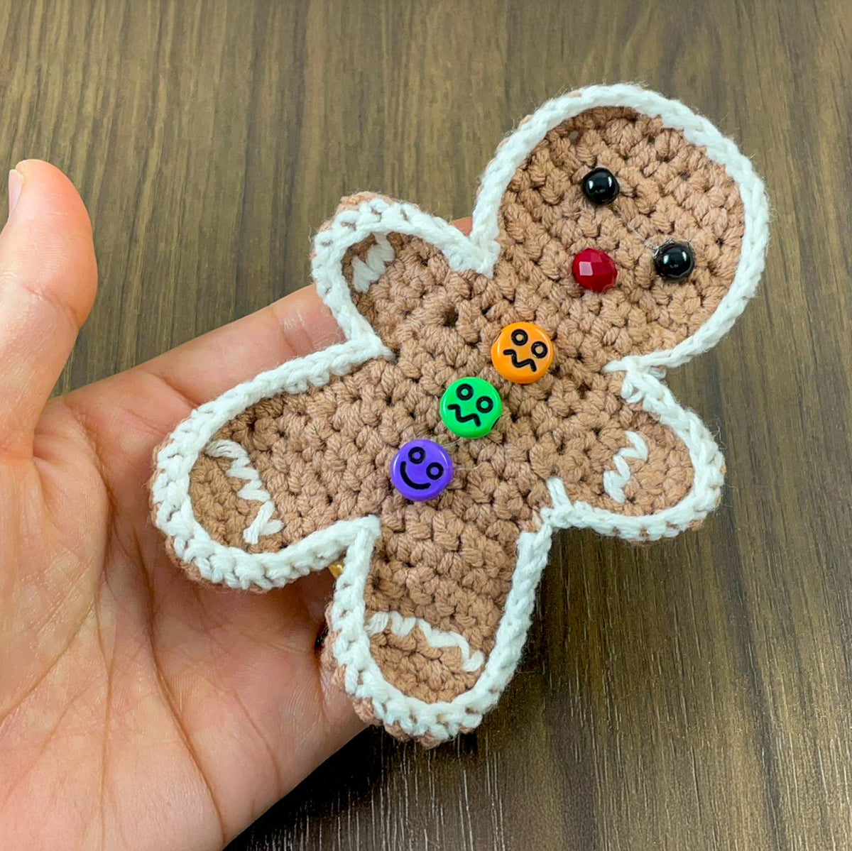Crochet Gingerbread Man Pattern PDF, DIY Christmas Ornament Tutorial - Hand Trendy