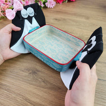 Penguin Oven Mitts Sewing Pattern – DIY Pot Holder PDF for Whimsical Kitchen Decor