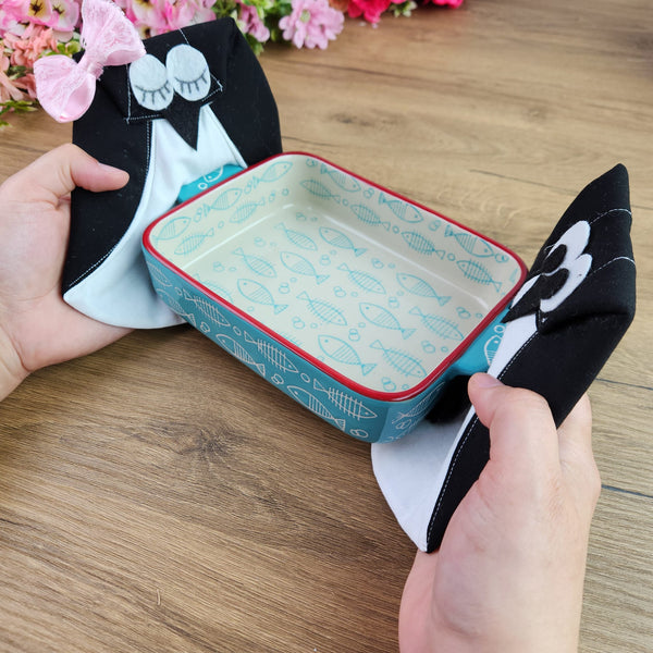Penguin Oven Mitts Sewing Pattern – DIY Pot Holder PDF for Whimsical Kitchen Decor