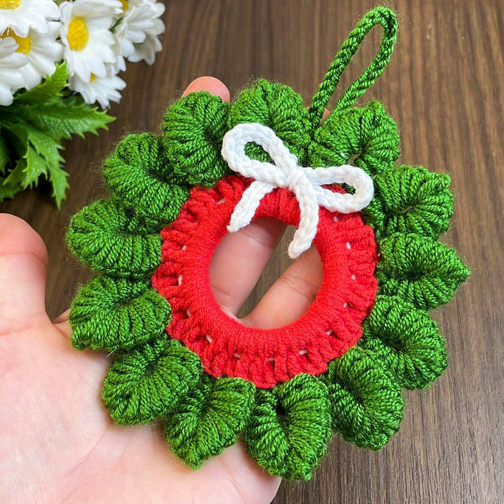 Holiday Crochet Wreath Pattern PDF, DIY Red Green Xmas Decoration Guide - Hand Trendy