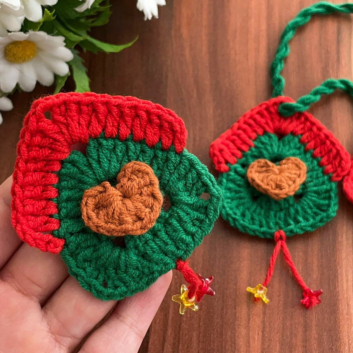 Crochet Heart House Ornament Pattern PDF – Handmade Door Hanging Tutorial – Holiday Crochet Wall Decoration - Hand Trendy