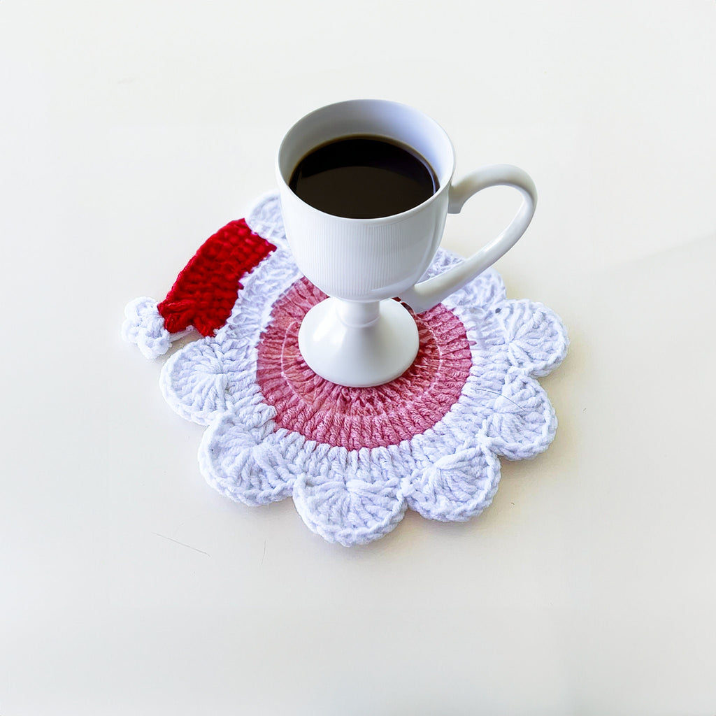 Crochet Santa Coasters Pattern - Festive Decor - Adorable Christmas Decor for Home and Coffee Lovers - Hand Trendy