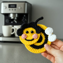 Crochet Bee Applique Pattern PDF, Cute Bumblebee Motif Design, Kids Bag Patch, Spring Nursery Decor Tutorial
