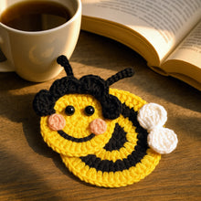 Crochet Bee Applique Pattern PDF, Cute Bumblebee Motif Design, Kids Bag Patch, Spring Nursery Decor Tutorial